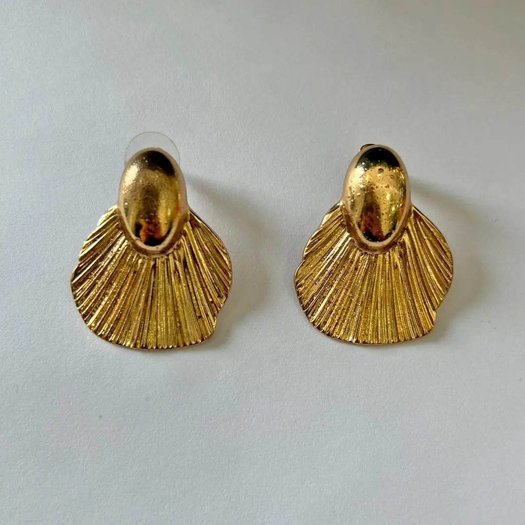 Aretes
