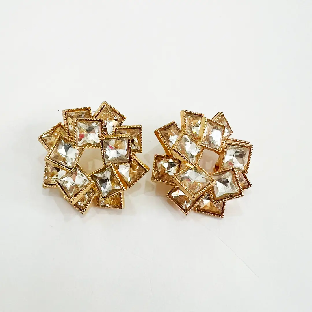 Aretes